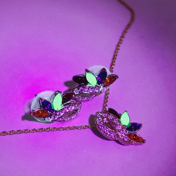 VTG Uranium Glass Signed RAMAN Necklace Earrings Set, Mid Century, Rhinestones - Picture 3 of 16